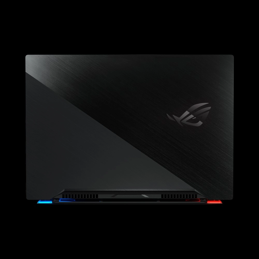 Asus ROG Zephyrus S15 laptop image