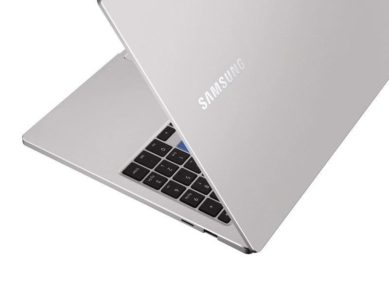 Samsung Notebook 7 15.6” laptop image
