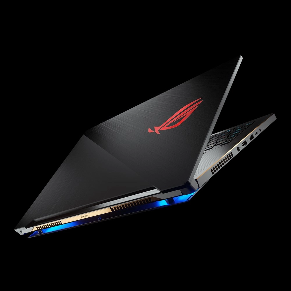 Asus ROG ZEPHYRUS S GX701 laptop image
