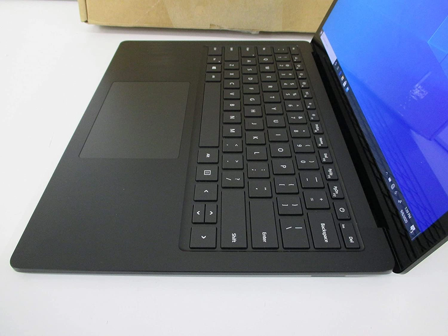 Microsoft Surface Laptop 3 laptop image